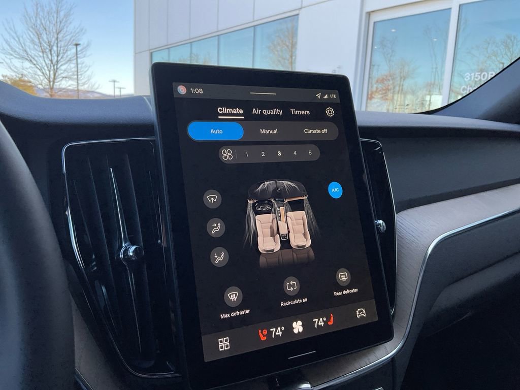 New 2026 Volvo XC60 B5 Plus w/ Protection Package Premier image 22