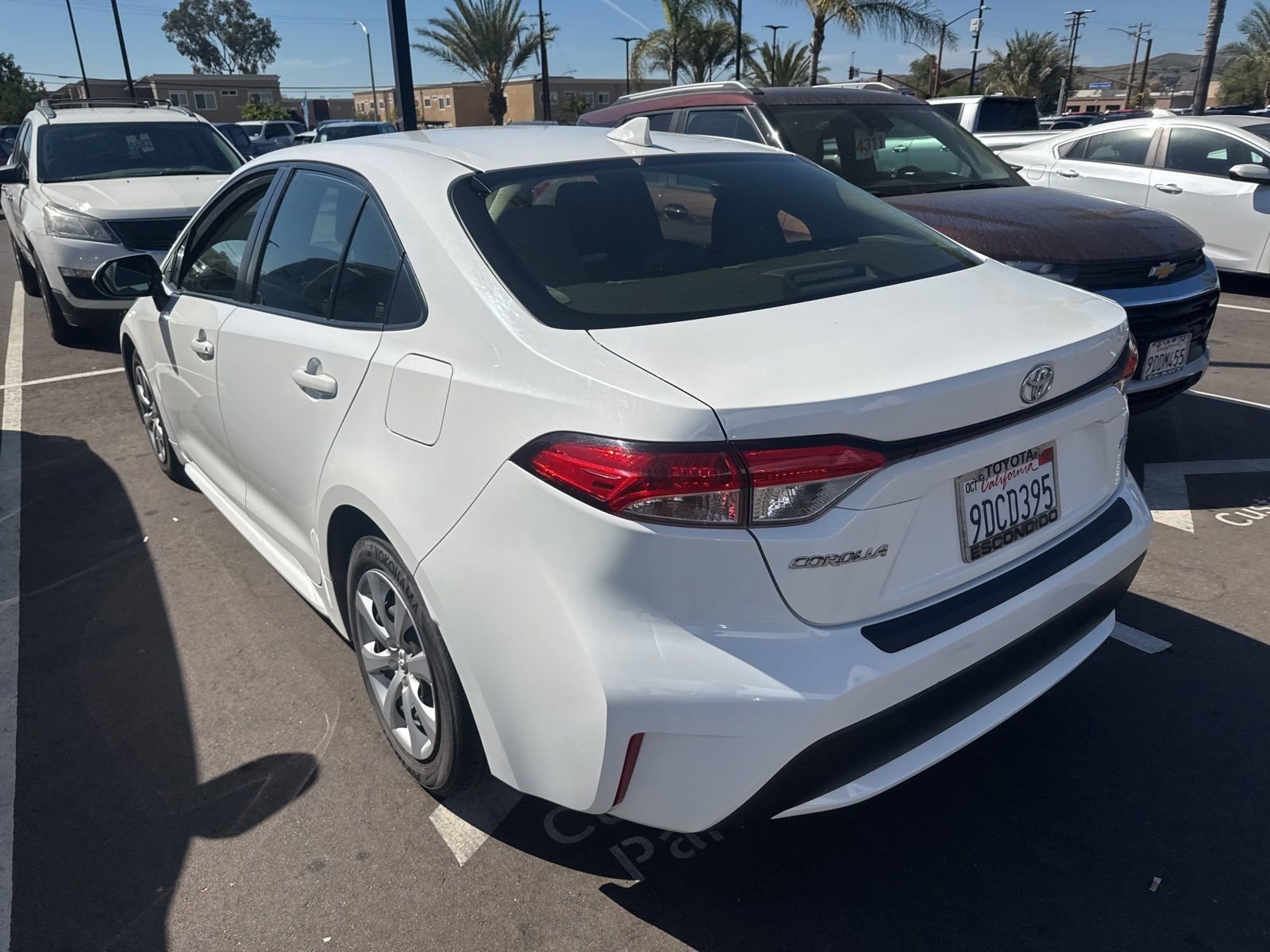 Used 2022 Toyota Corolla LE w/ Carpet Mat Package (TMS) image 7