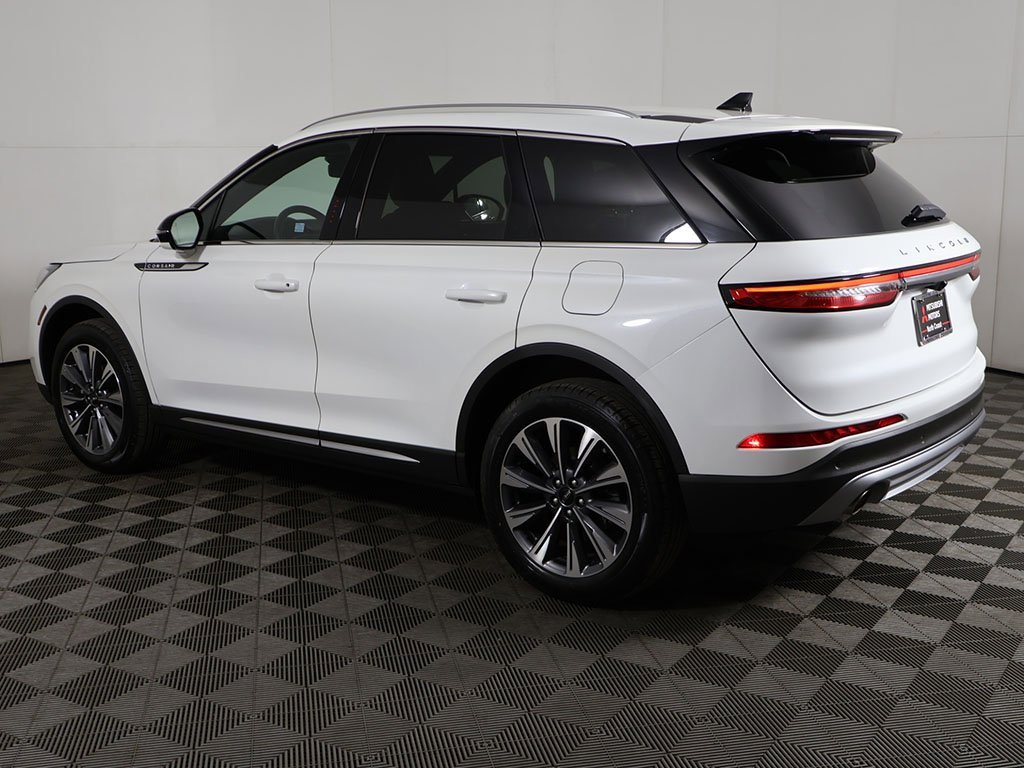 Used 2022 Lincoln Corsair Reserve w/ Elements Package image 15