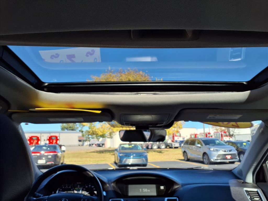 Used 2020 Acura TLX image 10