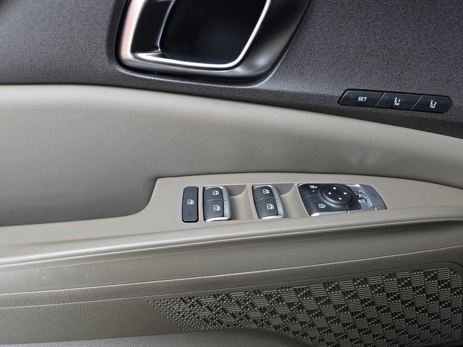 New 2026 Kia Carnival EX image 11
