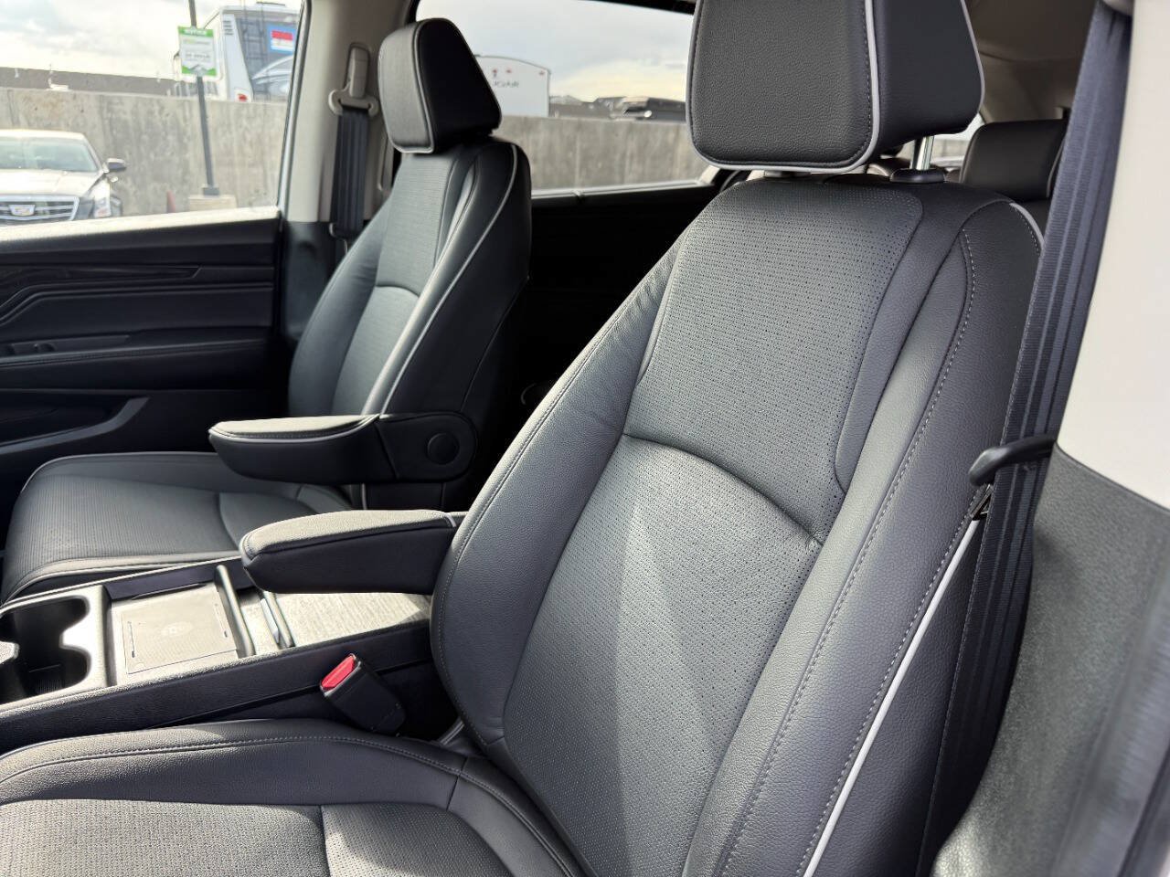 Used 2026 Honda Odyssey Elite image 19
