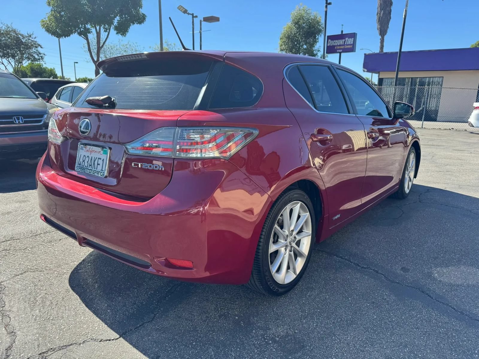 Used 2011 Lexus CT 200h Premium w/ Premium Audio Pkg FWD image 4
