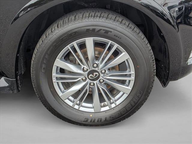 Used 2023 INFINITI QX80 Luxe w/ Cargo Package image 10