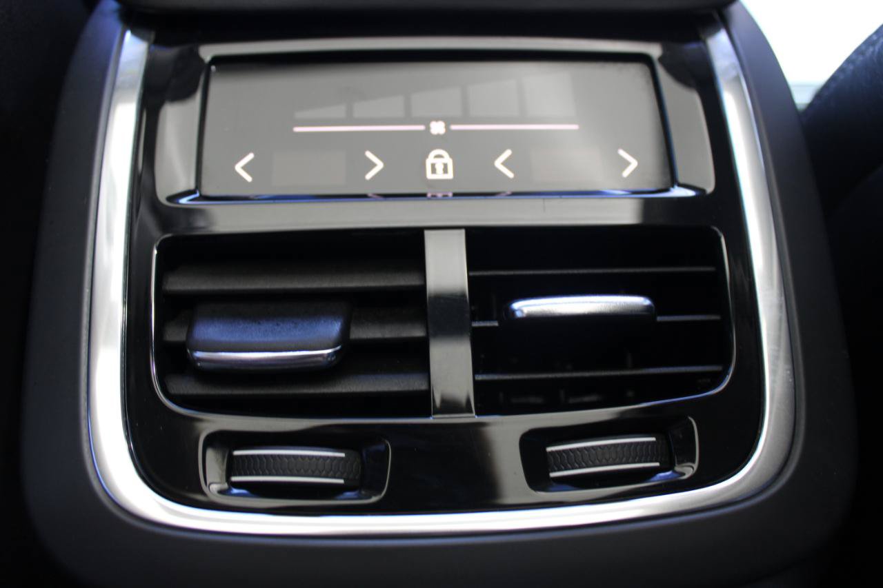 Used 2020 Volvo XC90 T6 Inscription AWD/4WD image 41