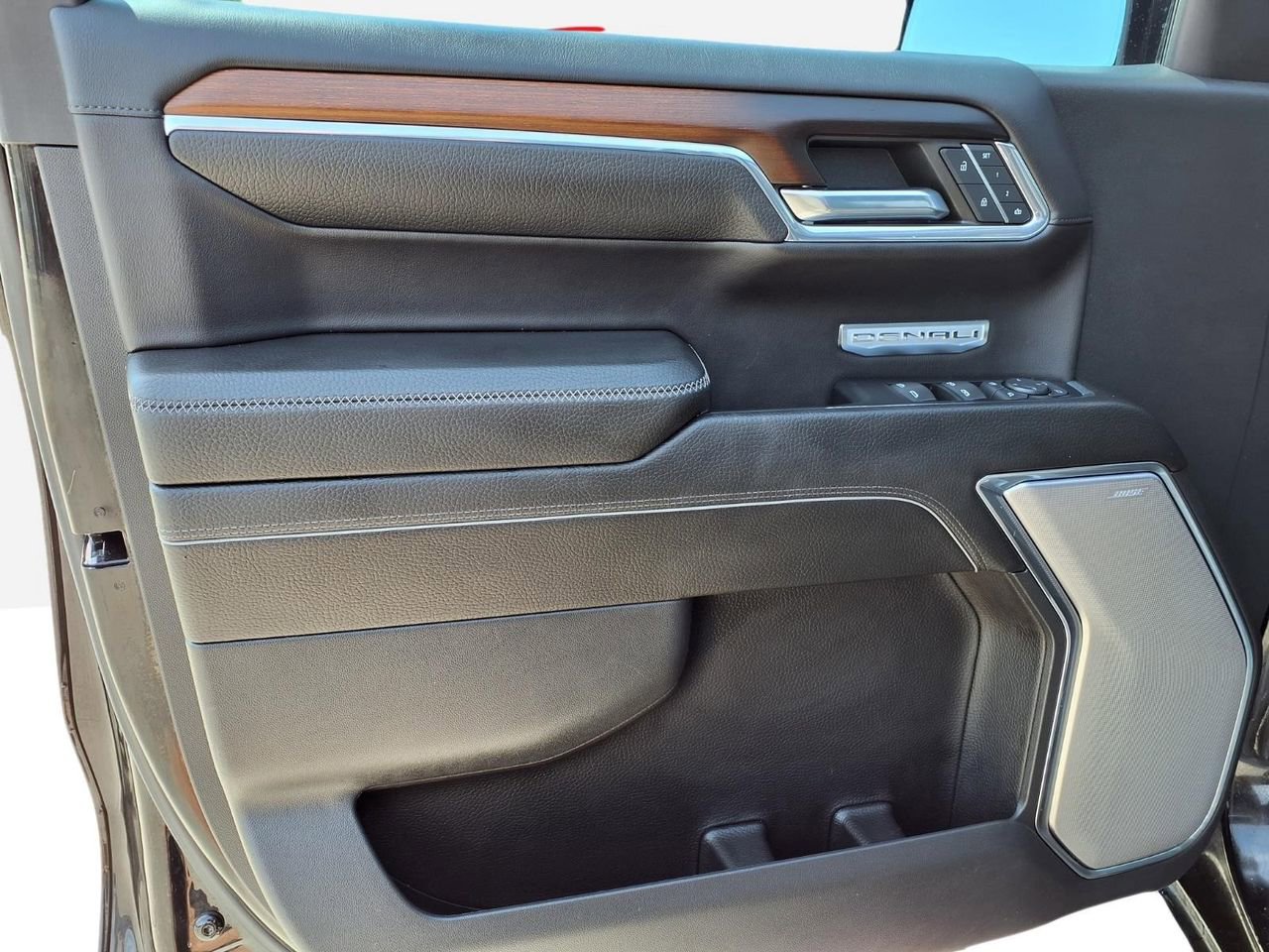 Used 2024 GMC Sierra 1500 Denali w/ Denali Reserve Package image 13