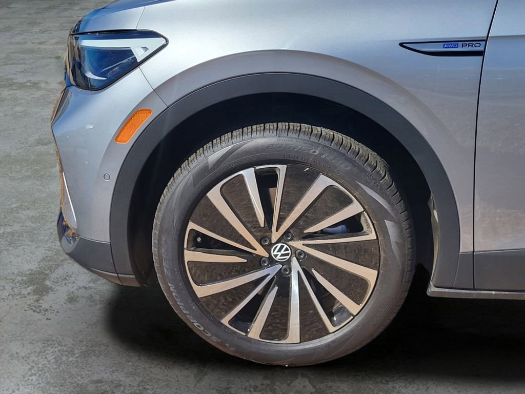 New 2025 Volkswagen ID.4 Pro AWD/4WD image 39