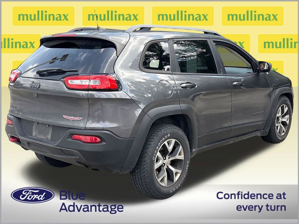 Used 2017 Jeep Cherokee Trailhawk w/ Comfort/Convenience Group image 4