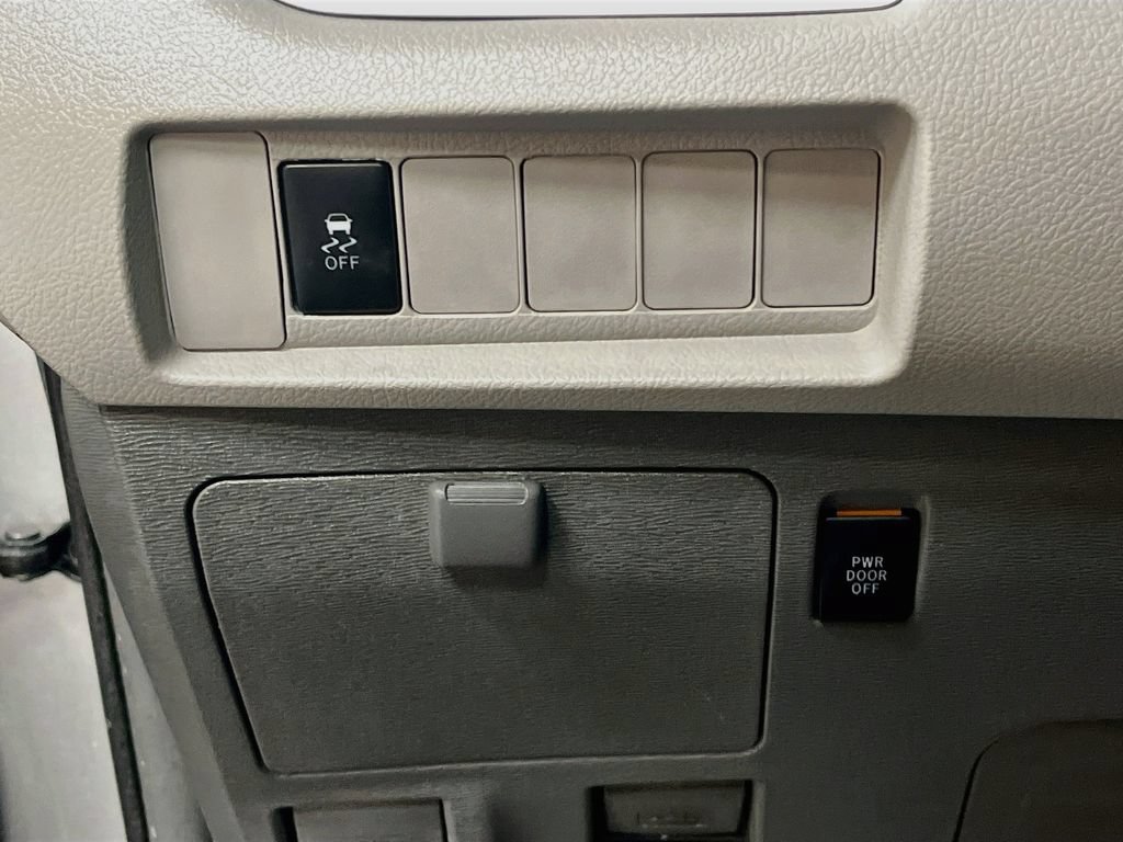 Used 2019 Toyota Sienna LE FWD image 10