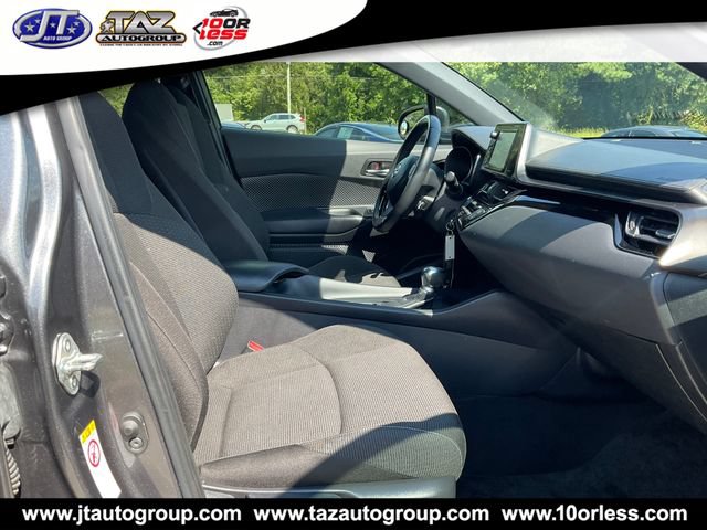 Used 2018 Toyota C-HR XLE FWD image 14