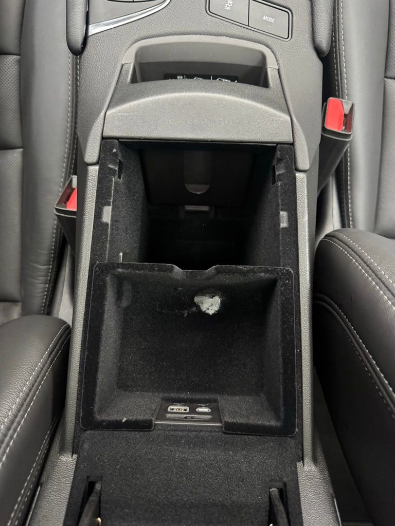 Used 2025 Cadillac XT5 Premium Luxury AWD/4WD image 32