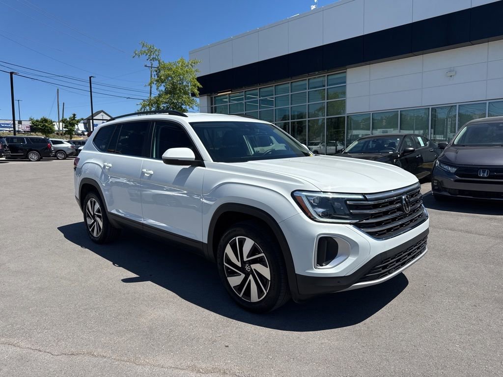 Used 2025 Volkswagen Atlas SE