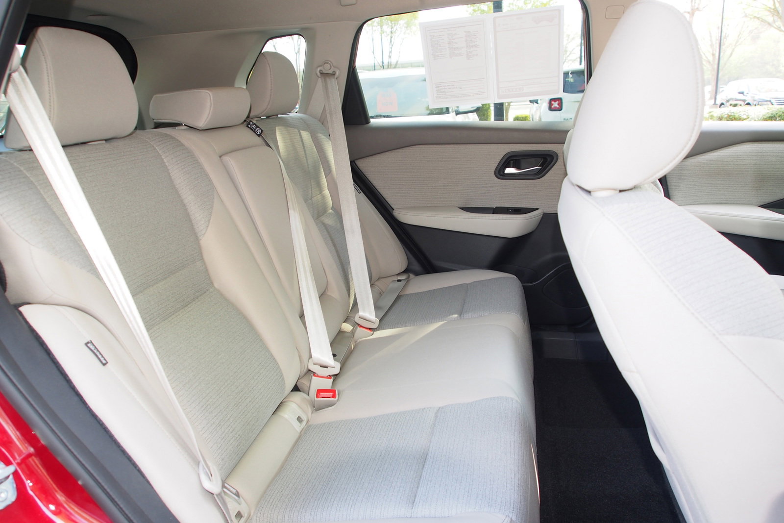 Used 2023 Nissan Rogue SV FWD image 13