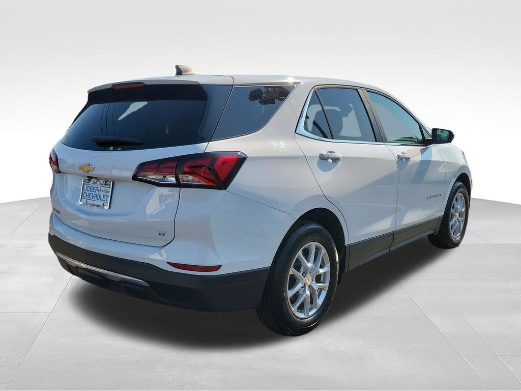 Used 2024 Chevrolet Equinox LT FWD image 4