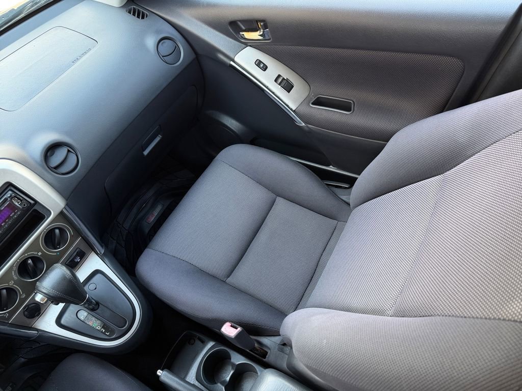 Used 2004 Toyota Matrix FWD image 15