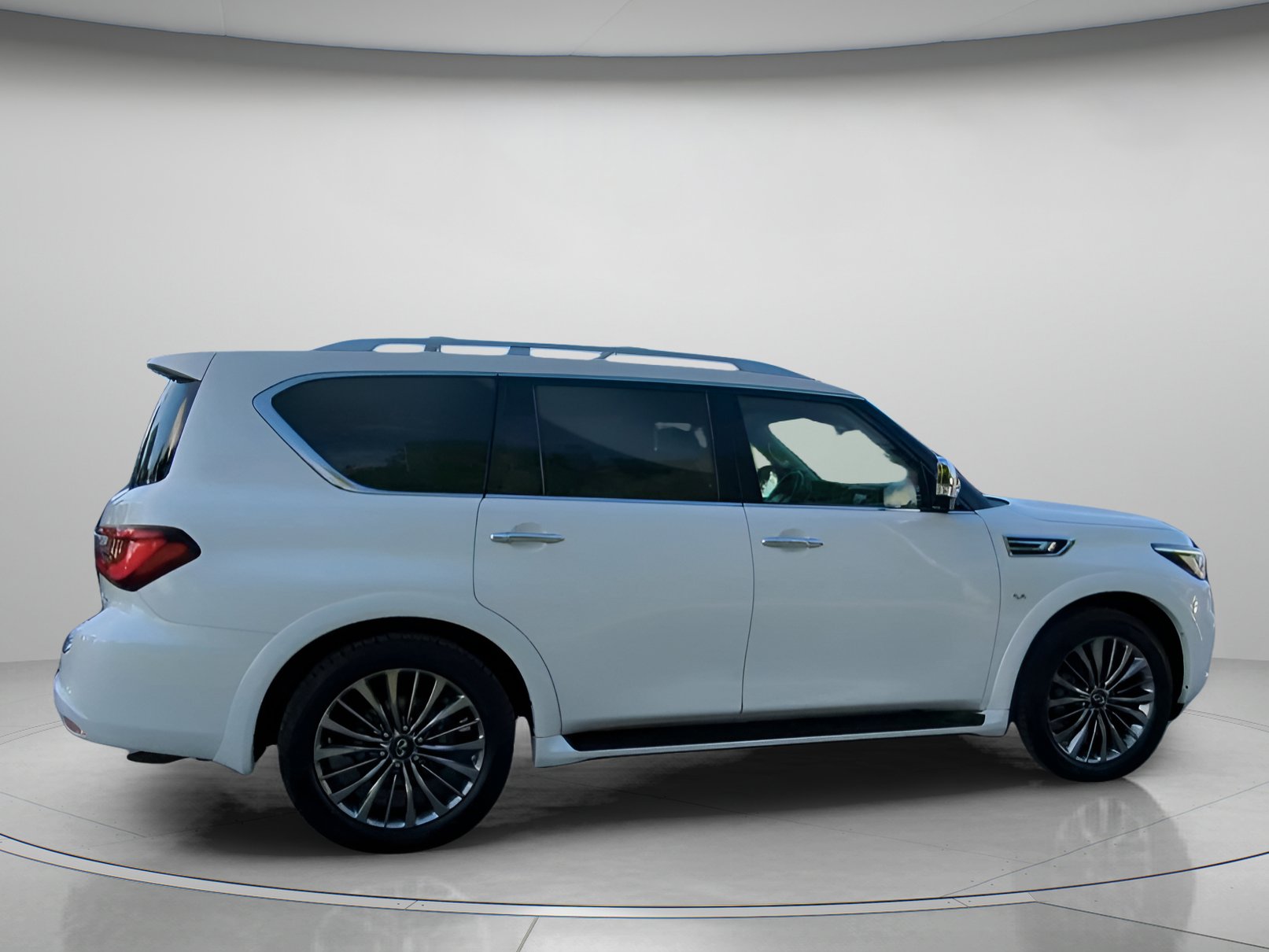 Used 2019 INFINITI QX80 Luxe w/ Proactive Package AWD/4WD image 31