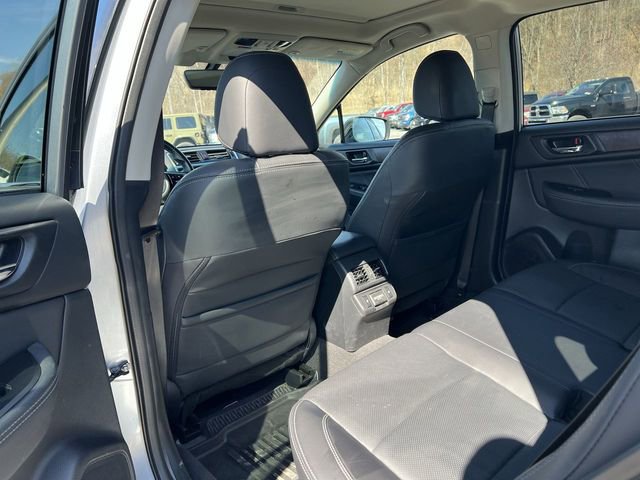 Used 2018 Subaru Outback 2.5i Limited image 16
