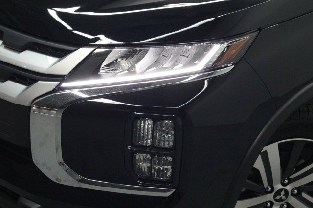 New 2026 Mitsubishi Outlander Sport ES image 2
