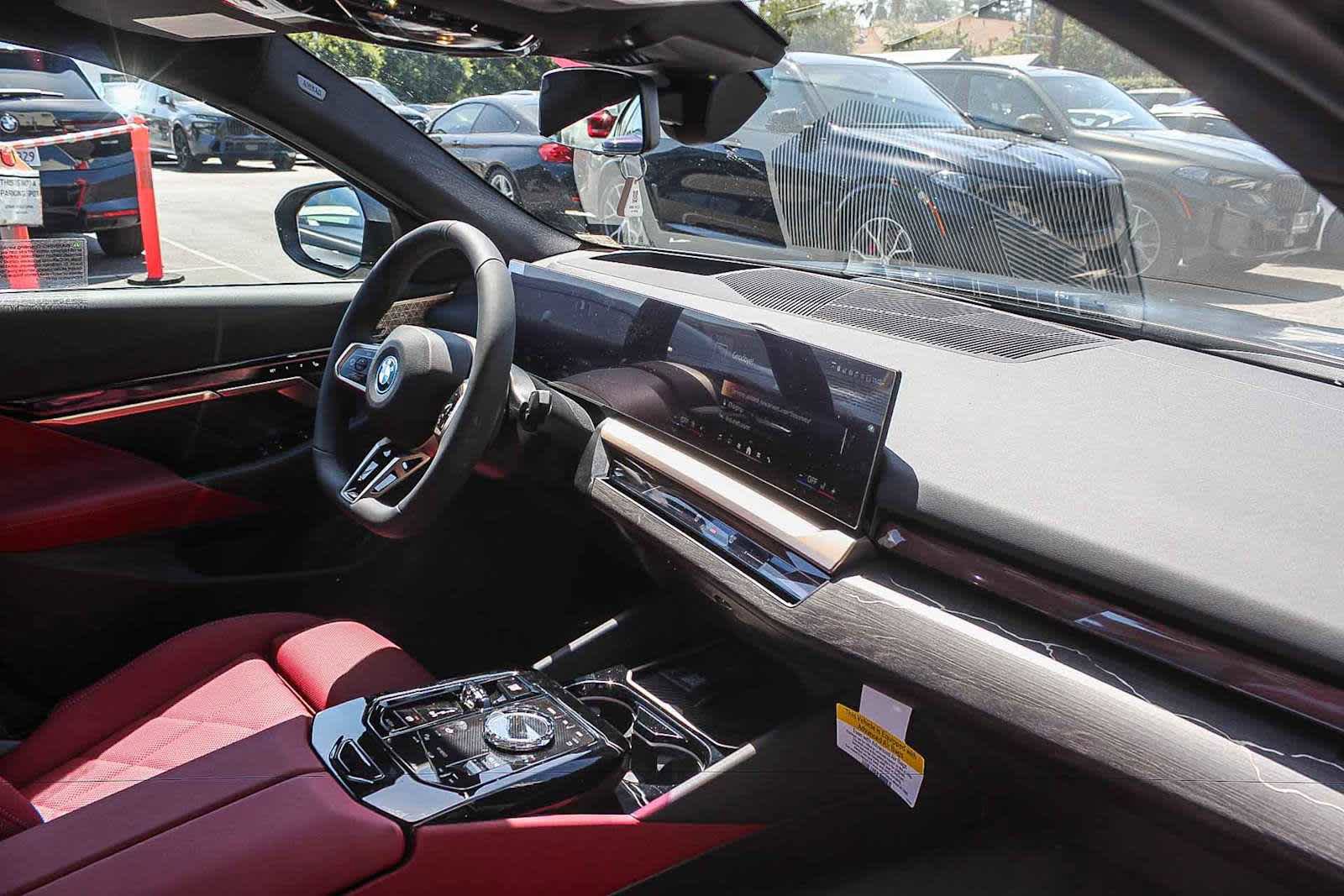 New 2027 BMW 550e xDrive AWD/4WD image 15