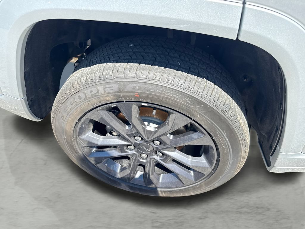 Used 2026 Jeep Grand Cherokee Limited AWD/4WD image 8
