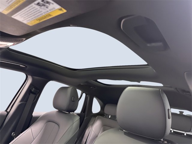 Used 2025 Mercedes-Benz GLA 250 4MATIC image 28