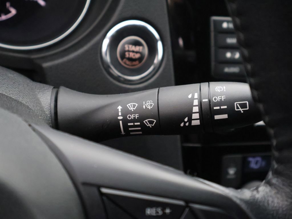Used 2019 Nissan Rogue SV w/ Premium Package AWD/4WD image 56
