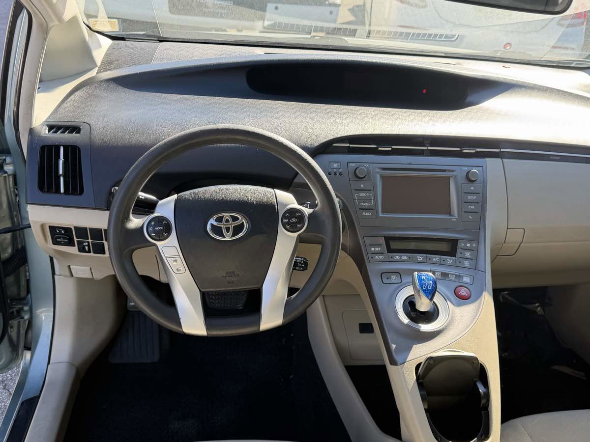 Used 2012 Toyota Prius Two image 16