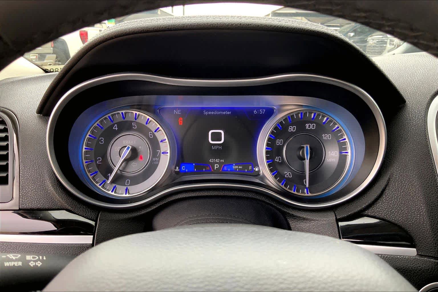 Used 2023 Chrysler 300 Touring w/ Sport Appearance Package RWD image 24