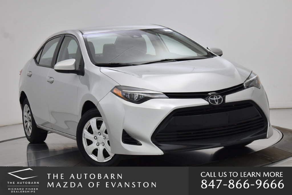 Used 2018 Toyota Corolla LE FWD image 1
