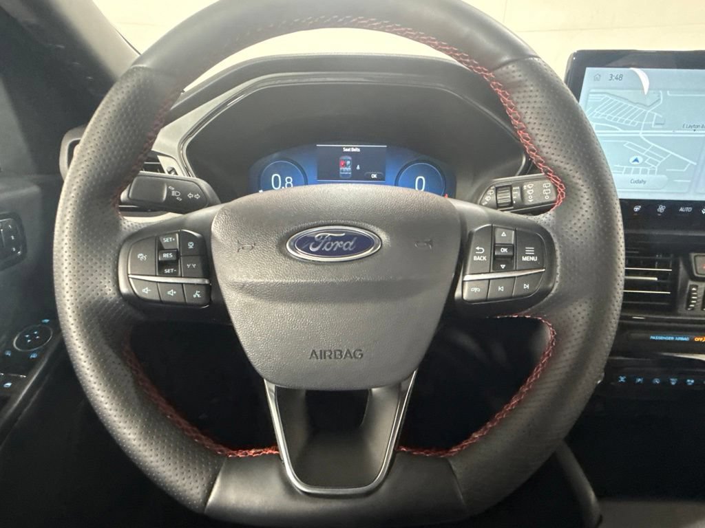 Used 2025 Ford Escape ST-Line Elite w/ Premium Technology Package AWD/4WD image 23