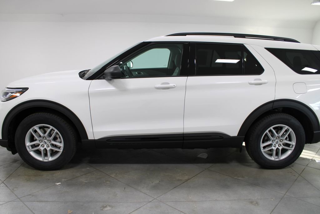 New 2026 Ford Explorer Active w/ Active Comfort Package image 5