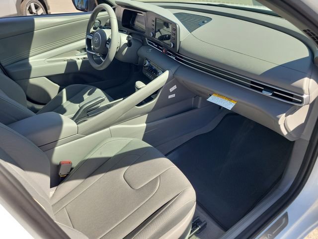 New 2026 Hyundai Elantra Sport image 16