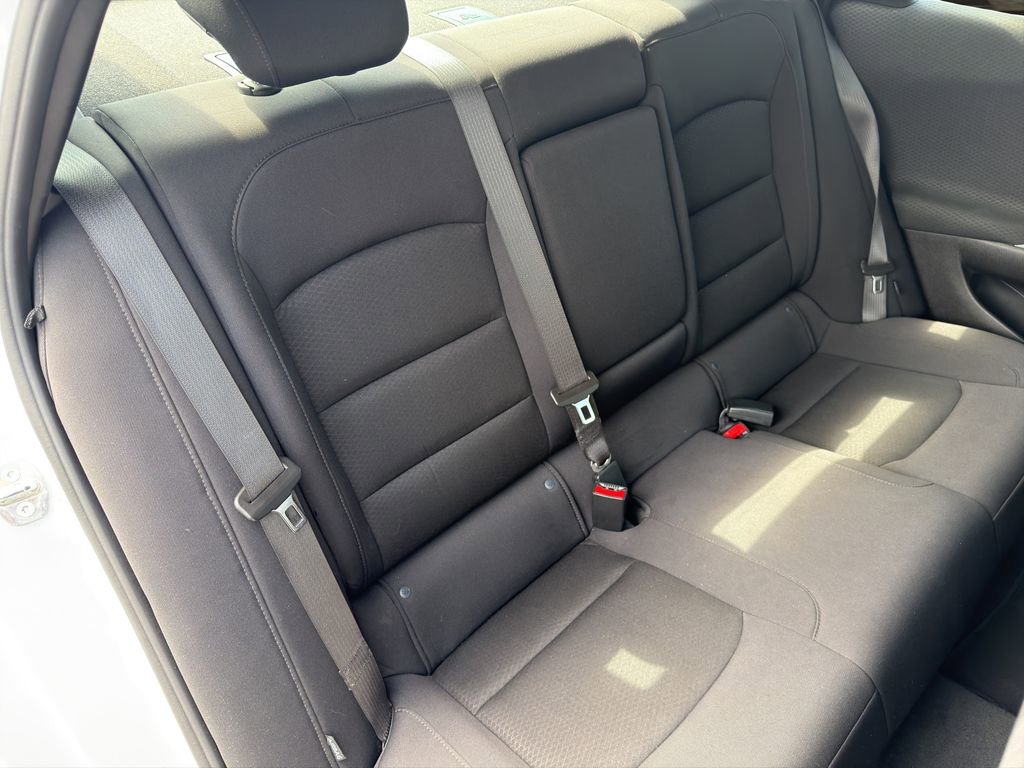 Used 2022 Chevrolet Malibu LT image 18