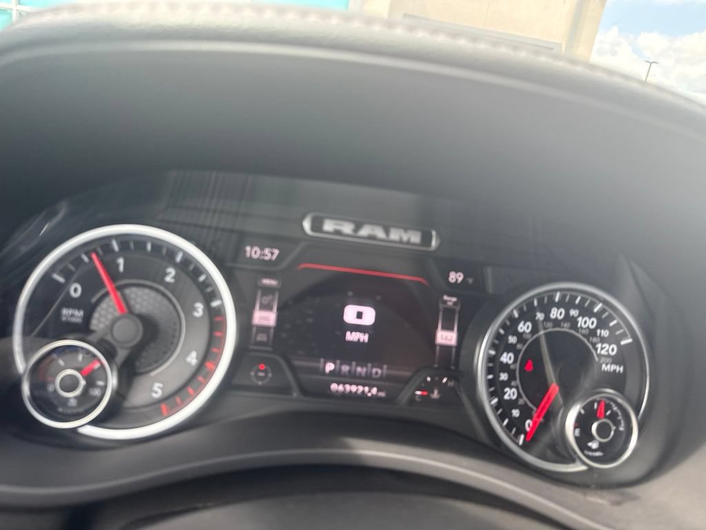 Used 2022 RAM 3500 Laramie AWD/4WD image 23