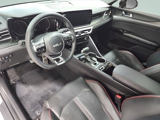 Used 2024 Kia K5 GT w/ GT1 Package image 28
