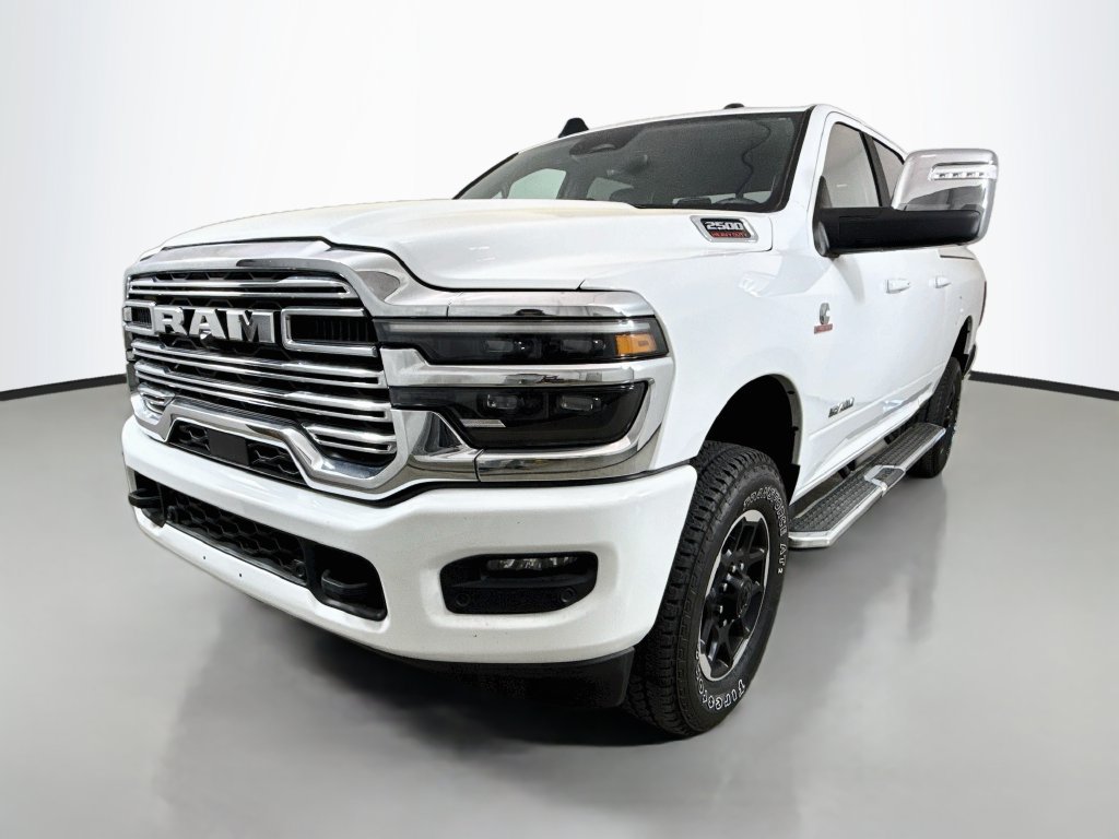Used 2025 RAM 2500 Laramie AWD/4WD image 3