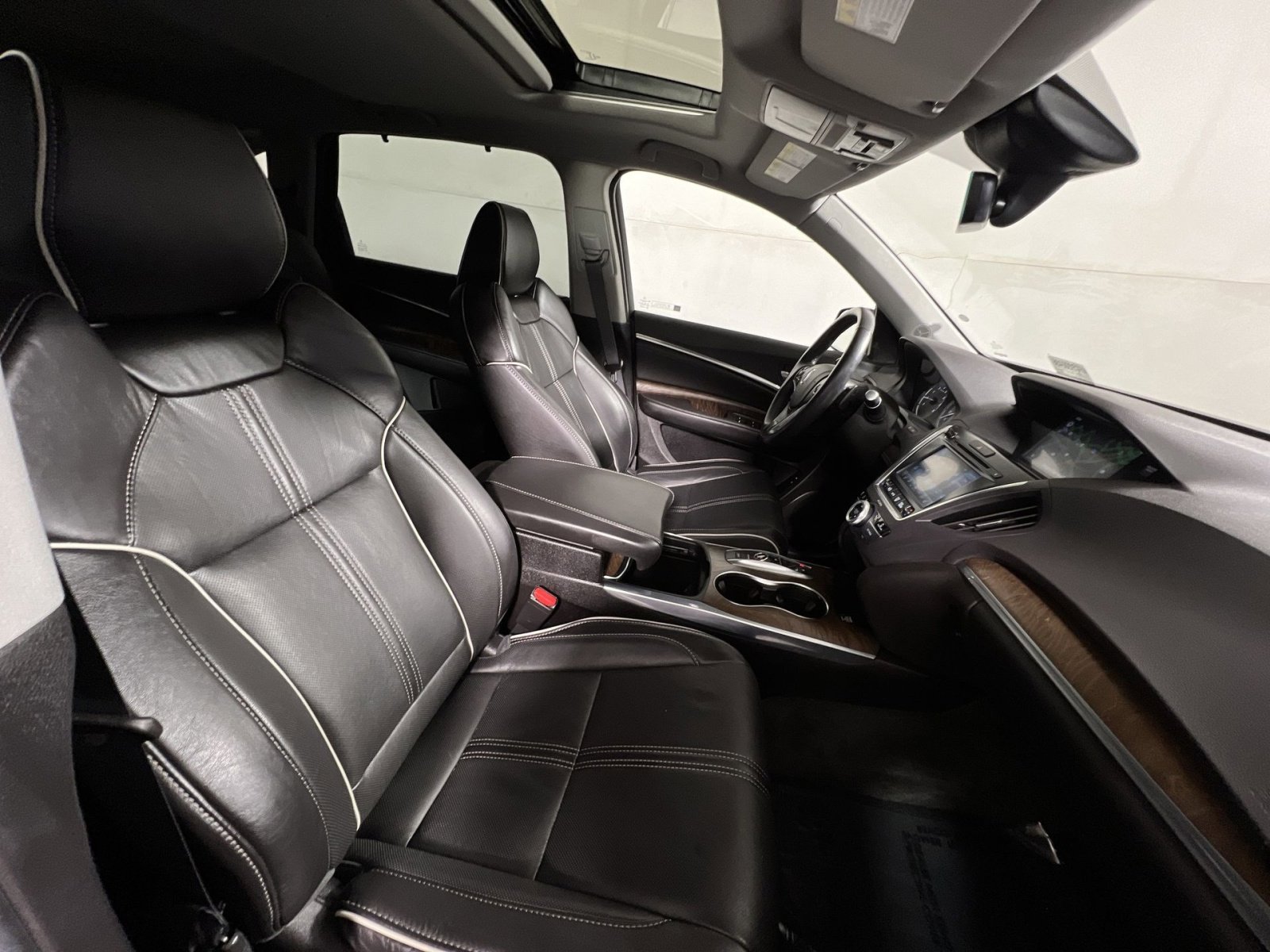 Used 2020 Acura MDX SH-AWD w/ Advance Package image 28