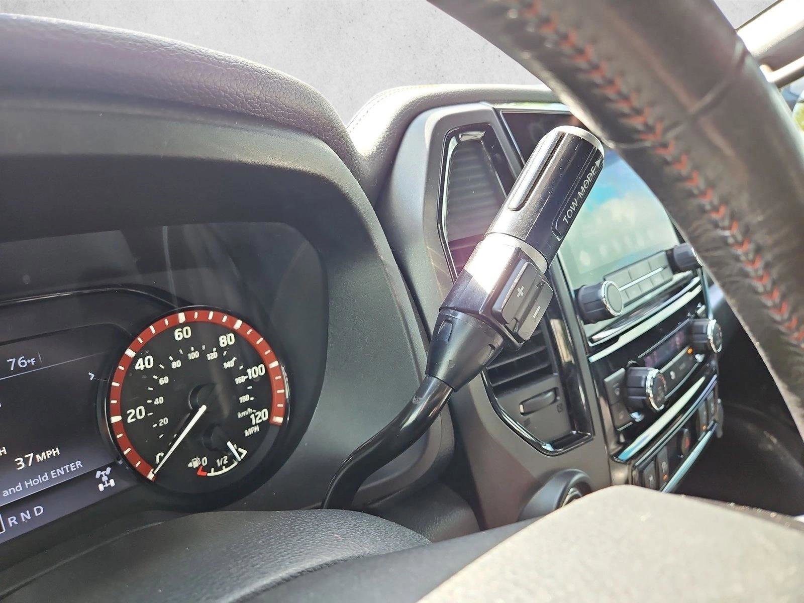 Used 2021 Nissan Titan PRO-4X w/ Pro-4x Convenience Package AWD/4WD image 11