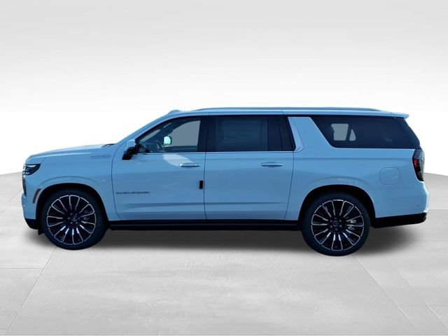 New 2026 Chevrolet Suburban High Country AWD/4WD image 4