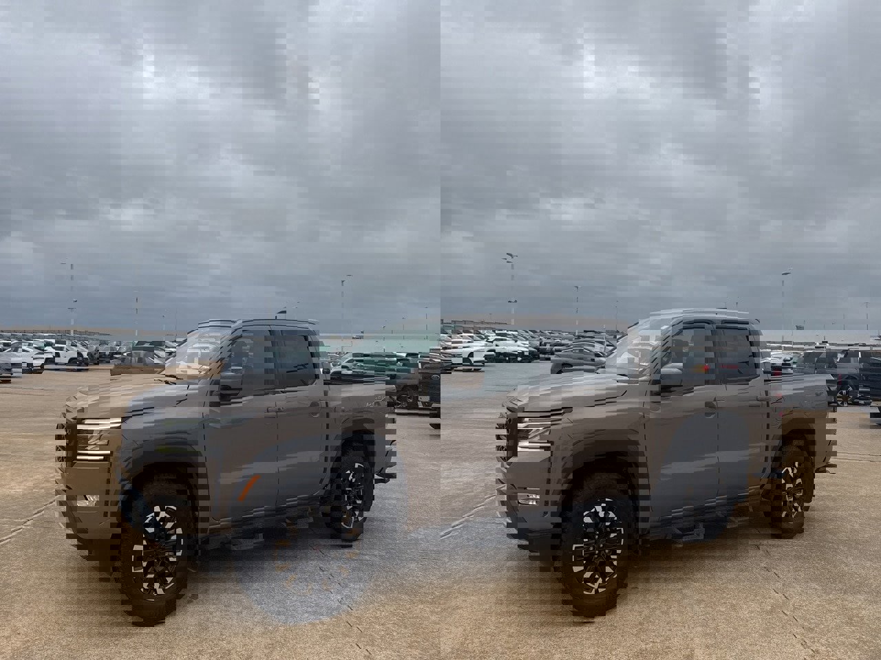 Used 2023 Nissan Frontier Pro-X w/ Technology Package image 9