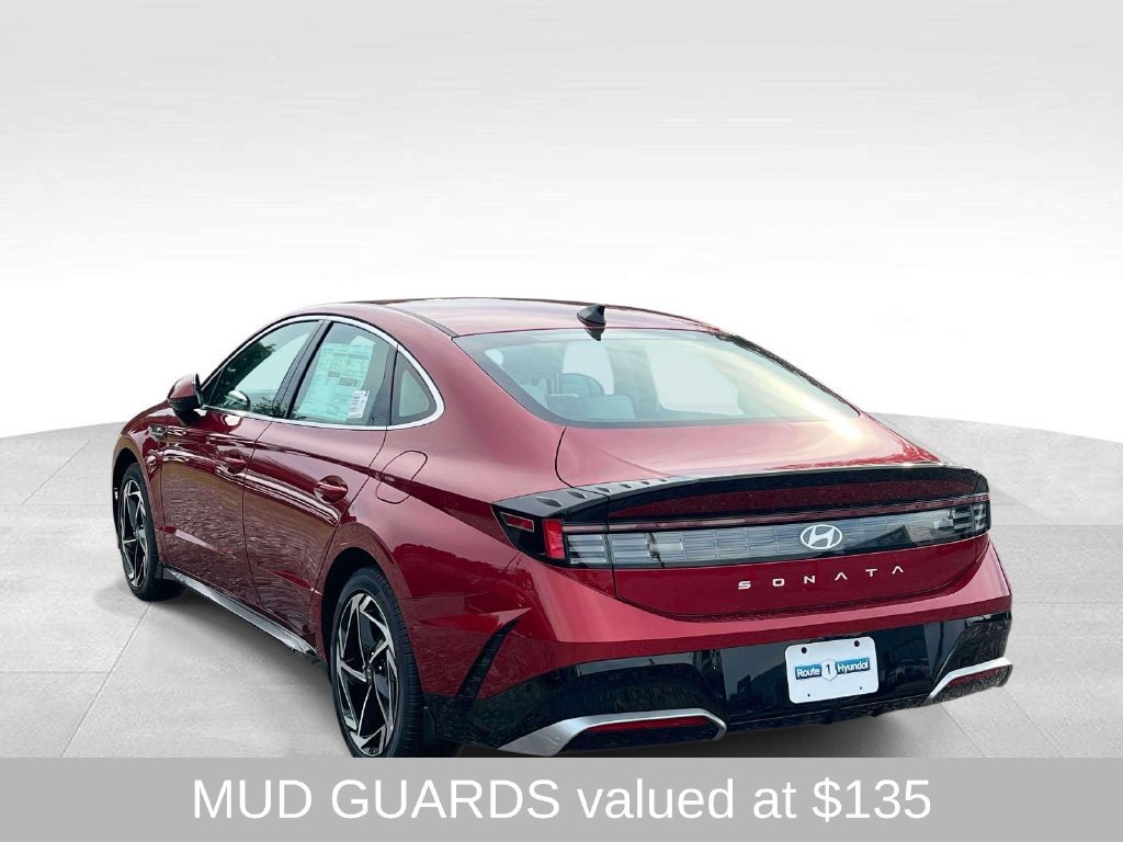 New 2026 Hyundai Sonata SEL FWD image 3