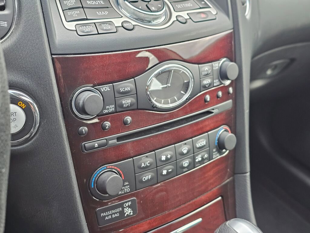 Used 2016 INFINITI QX50 AWD w/ Premium Plus Package image 35