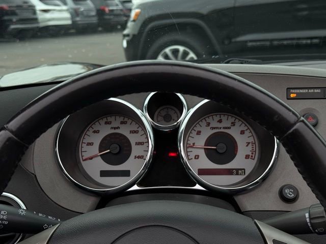 Used 2006 Pontiac Solstice Convertible w/ Premium Package image 9