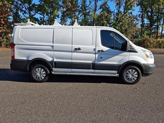 Certified 2018 Ford Transit 250 130 Low Roof w/ Exterior Upgrade Package RWD image 8