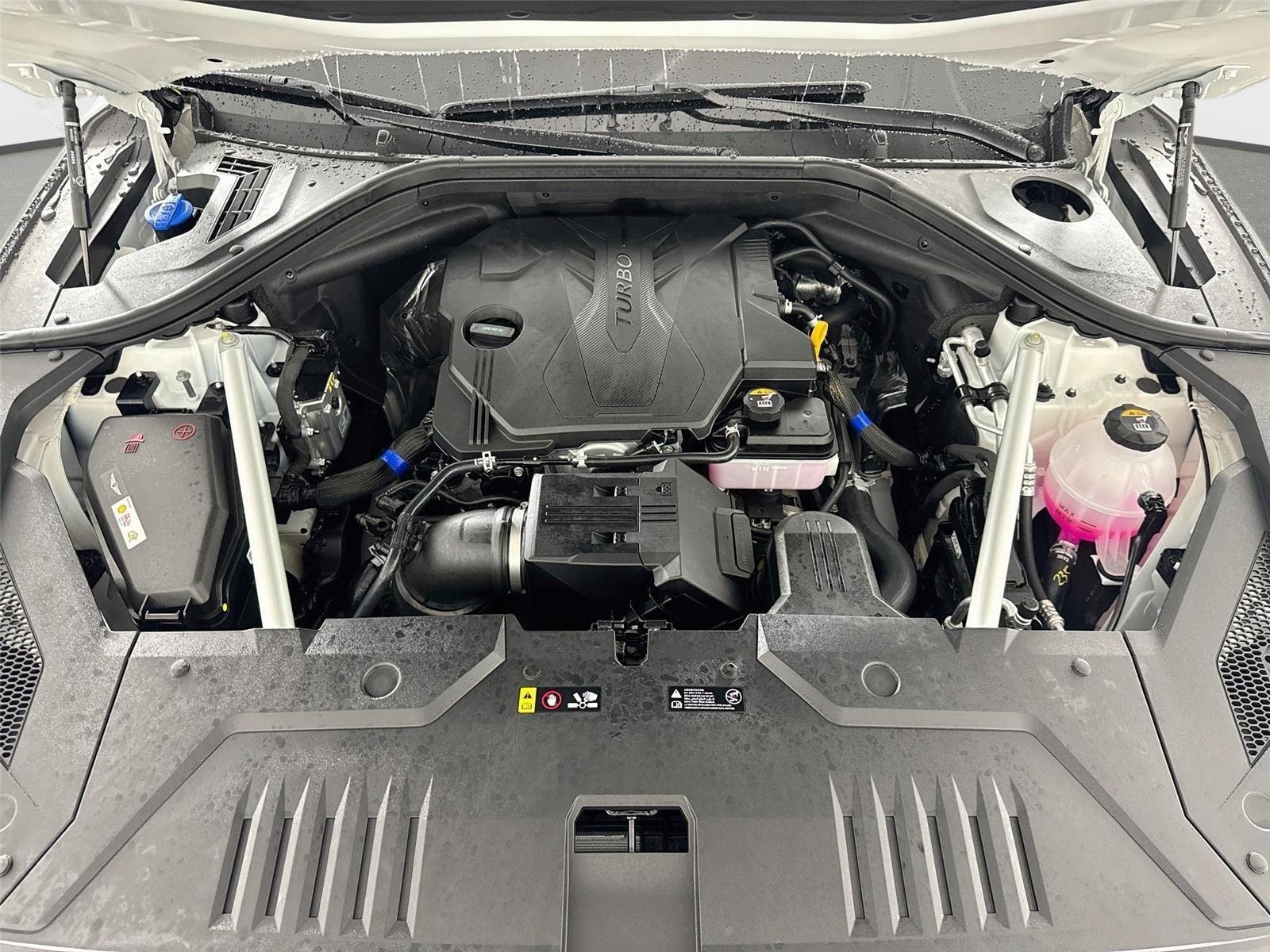 New 2027 Genesis GV70 2.5T Advanced AWD/4WD image 32
