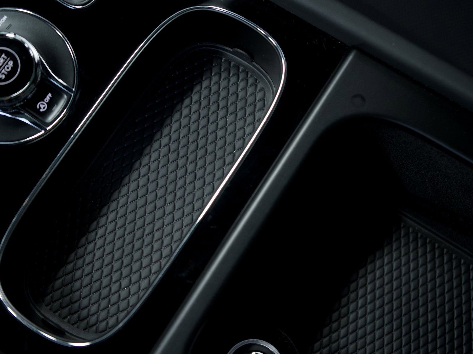 Certified 2025 Bentley Bentayga image 35