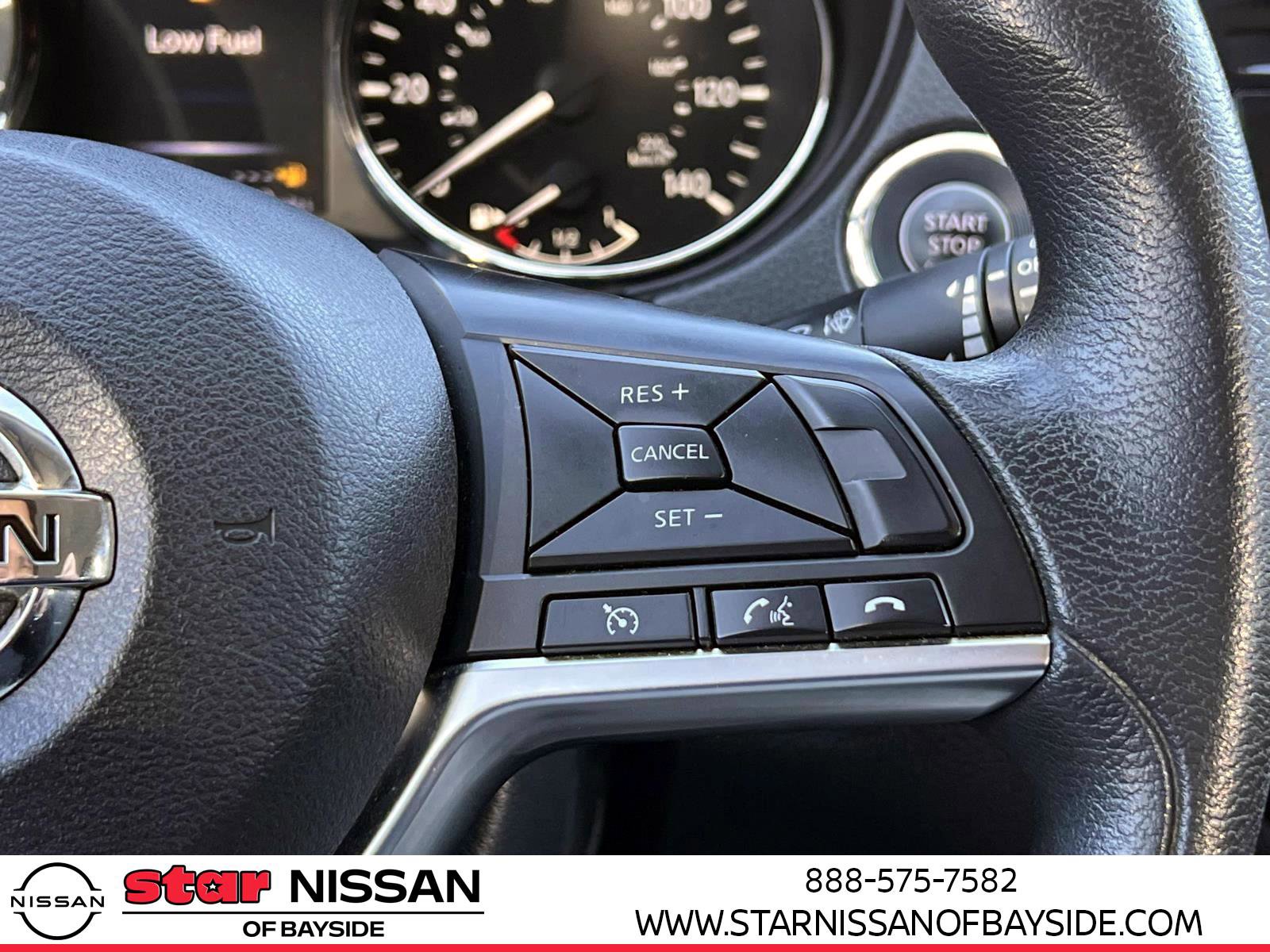 Used 2017 Nissan Rogue Sport SV AWD/4WD image 21