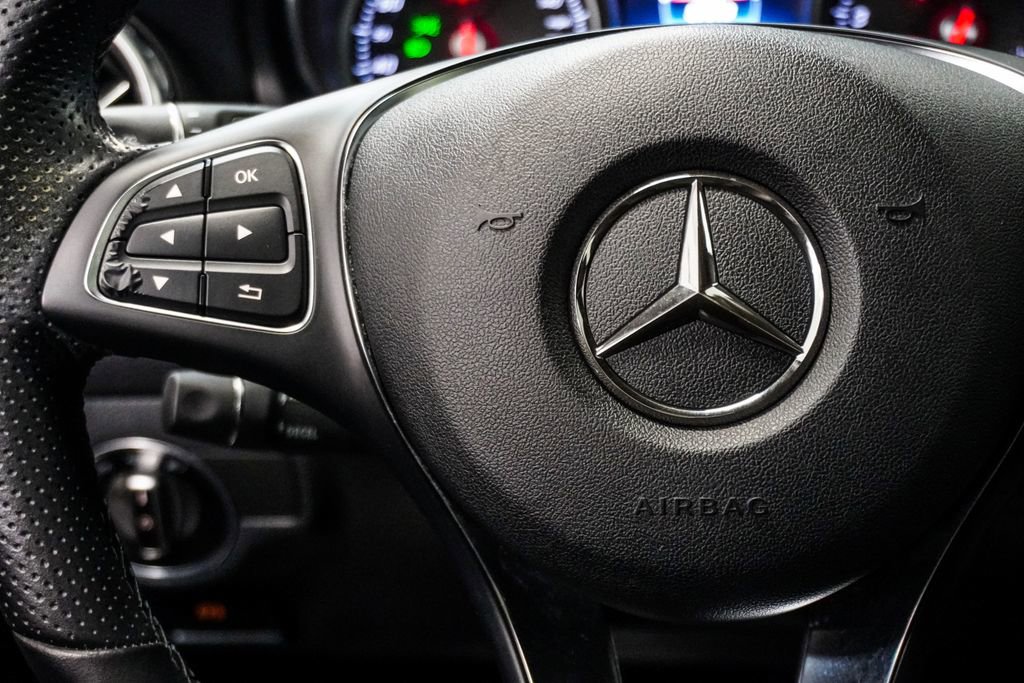 Used 2019 Mercedes-Benz GLA 250 image 17