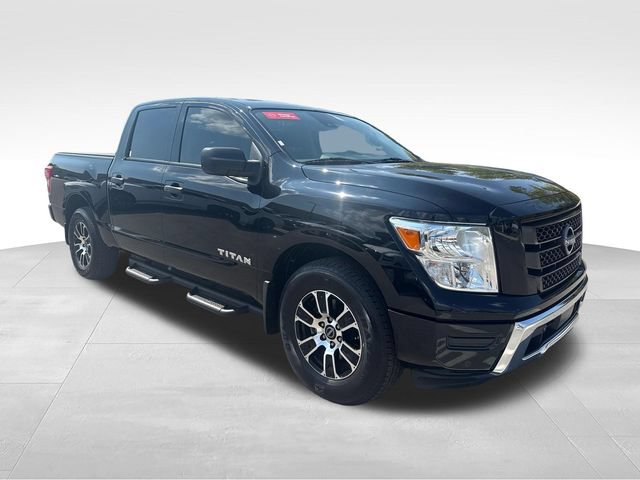 Certified 2024 Nissan Titan SV w/ SV Convenience Package RWD image 8
