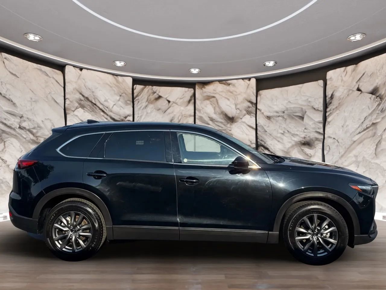 Used 2023 MAZDA CX-9 Touring image 6
